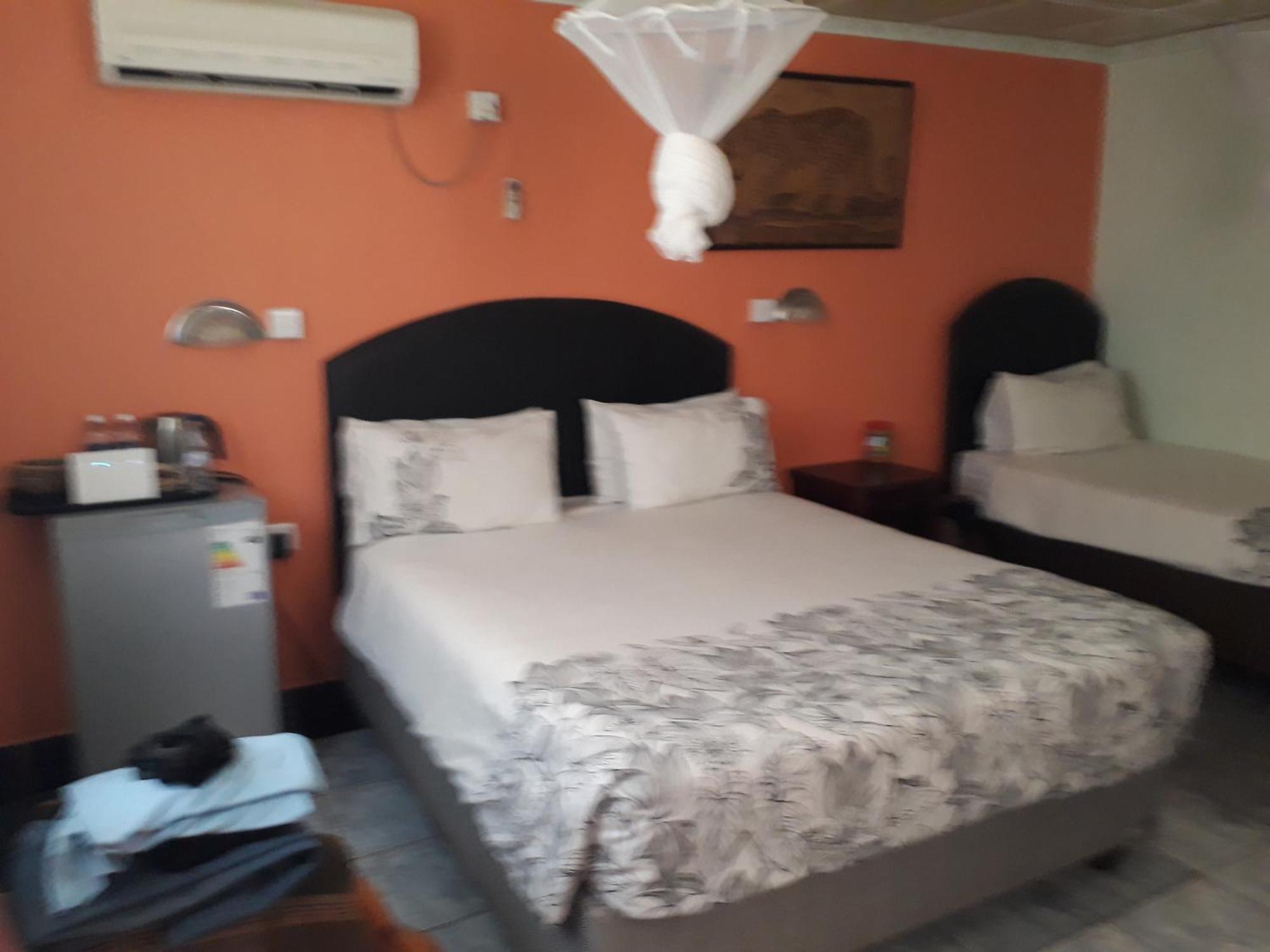 Gloria'S Bed And Breakfast Livingstone Kültér fotó