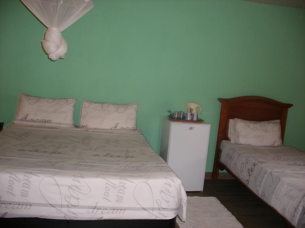 Gloria'S Bed And Breakfast Livingstone Kültér fotó