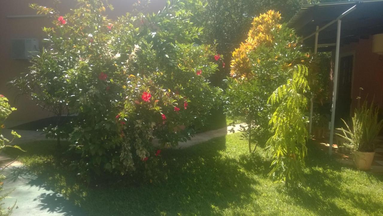 Gloria'S Bed And Breakfast Livingstone Kültér fotó